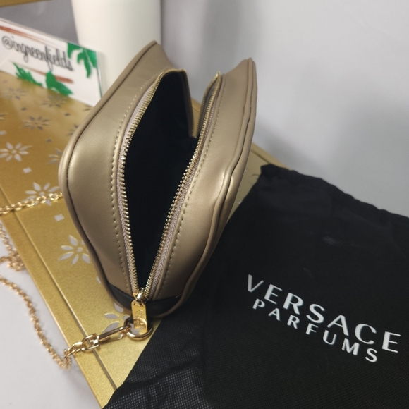 SALE! Versace Parfum Bag - NWOT cosmetic makeup convertible crossbody & chain - Picture 4 of 11